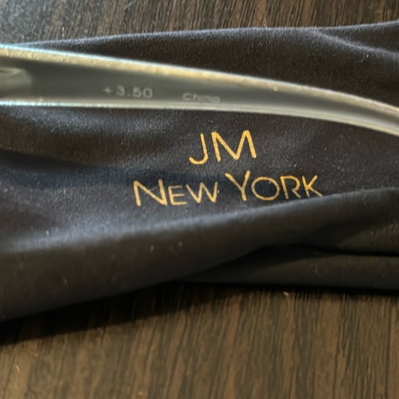 JM New York Readers - Picture 4 of 6